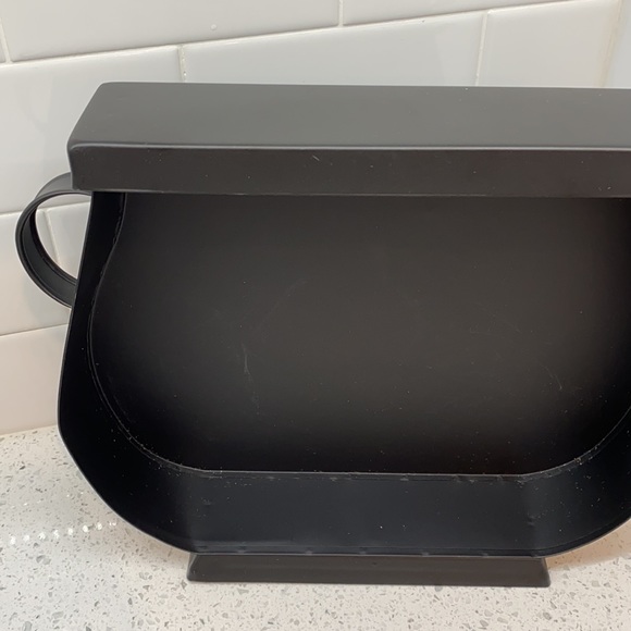 Target 2021 Halloween Cauldron Shelf - Picture 3 of 7